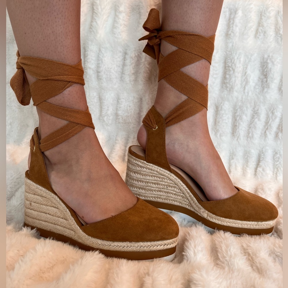 JLO Wedge heels! Size 7!